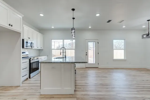 $239,000 | 407 Ave M, Abernathy, TX 79311