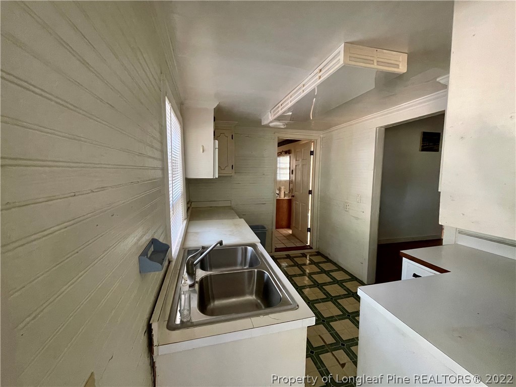 2093 Henry Berry Road Rowland, NC 28383 - Photo 32 of 39 Gallery Image 32