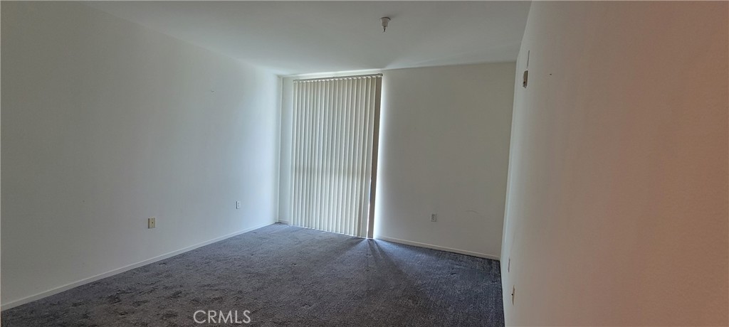 267 San Pedro Street Los Angeles, CA 90012 - Photo 4 of 24 a view of an empty room