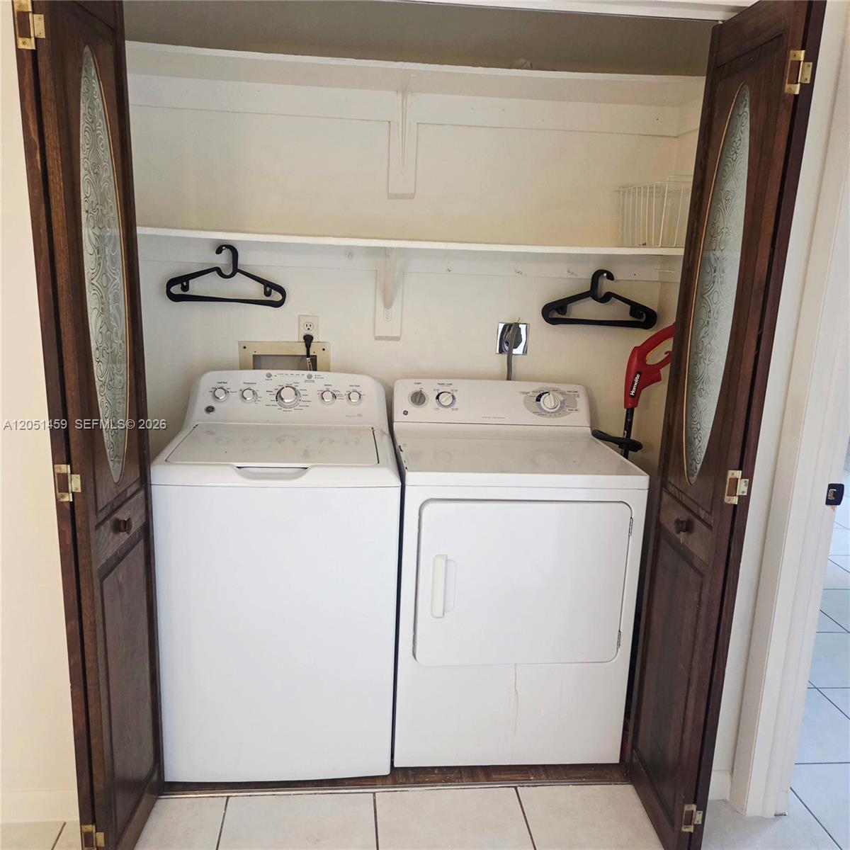 7412 Southwest 105th Place Miami, FL 33173 - Photo 11 of 19