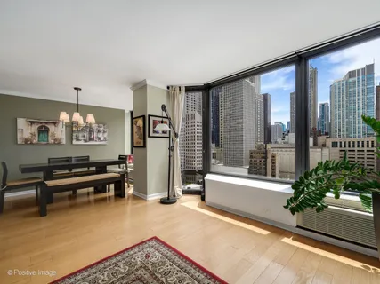 $565,000 | 50 East Bellevue Place, Unit 1804, Chicago, IL 60611