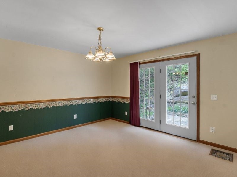 6242 Walnut Grove Road Mendota, VA 24270 - Photo 17 of 30 Gallery Image 17