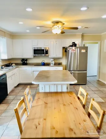 $2,575 | 5705 Admiral Doyle Road, Pensacola, FL 32506