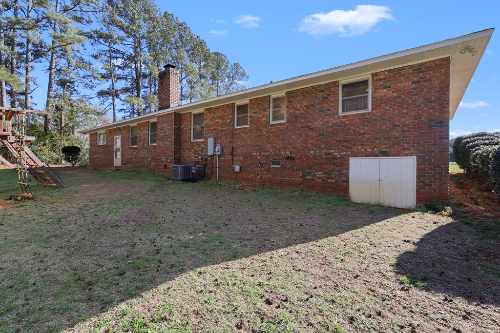 1620 Pinson Farm Road Belton, SC 29627 - Photo 6 of 28