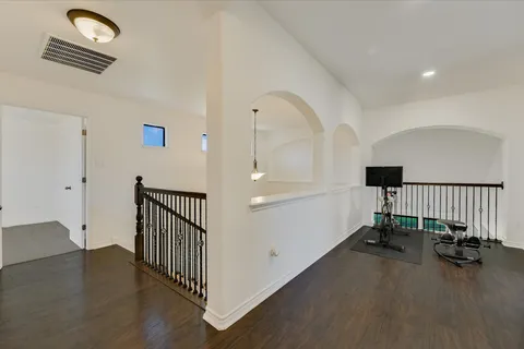 $675,000 | 128 West Adelanta Place, Round Rock, TX 78681