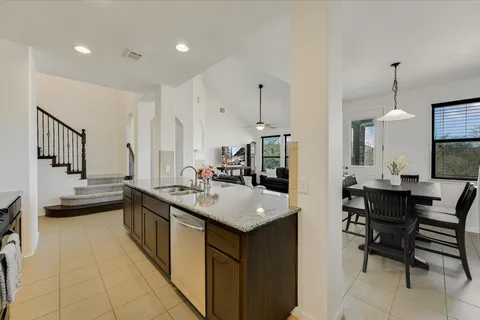 $675,000 | 128 West Adelanta Place, Round Rock, TX 78681