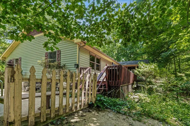 $900,000 | 16253 1st Lane, Union Pier, MI 49129