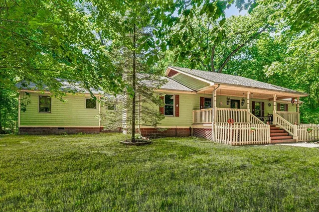 $900,000 | 16253 1st Lane, Union Pier, MI 49129