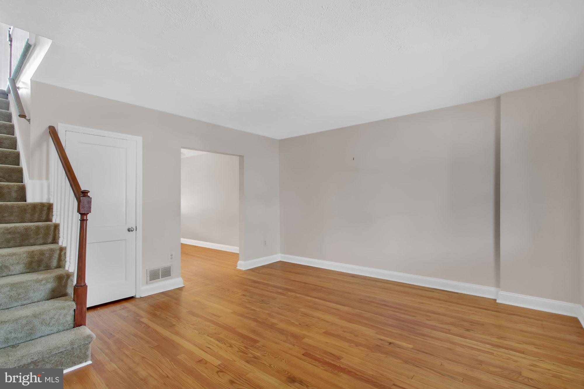 27 Hawthorne Road Baltimore, MD 21220 - Photo 2 of 25