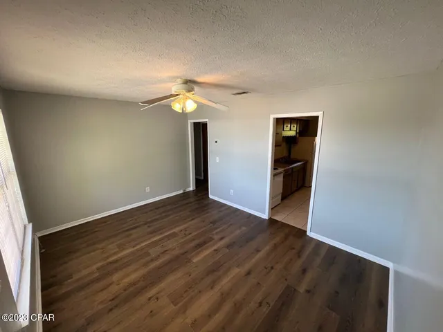 $950 | 829 Russ Lake Drive, Unit A, Panama City, FL 32404