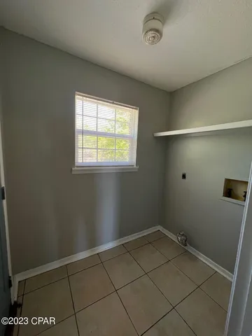 $950 | 829 Russ Lake Drive, Unit A, Panama City, FL 32404