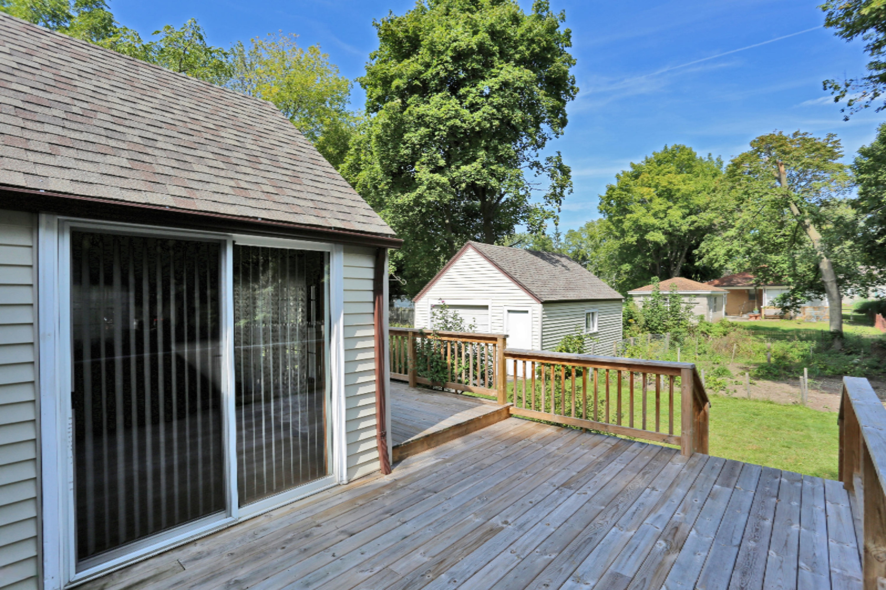 731 4 Mile Road Northeast Grand Rapids, MI 49525 - Photo 8 of 16 IMGL0032