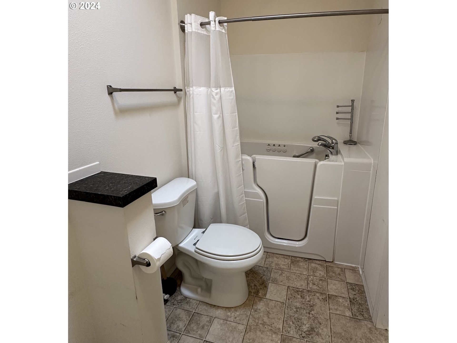 409 Shadow Ranch Lane Roseburg, OR 97470 - Photo 18 of 27 Gallery Image 18