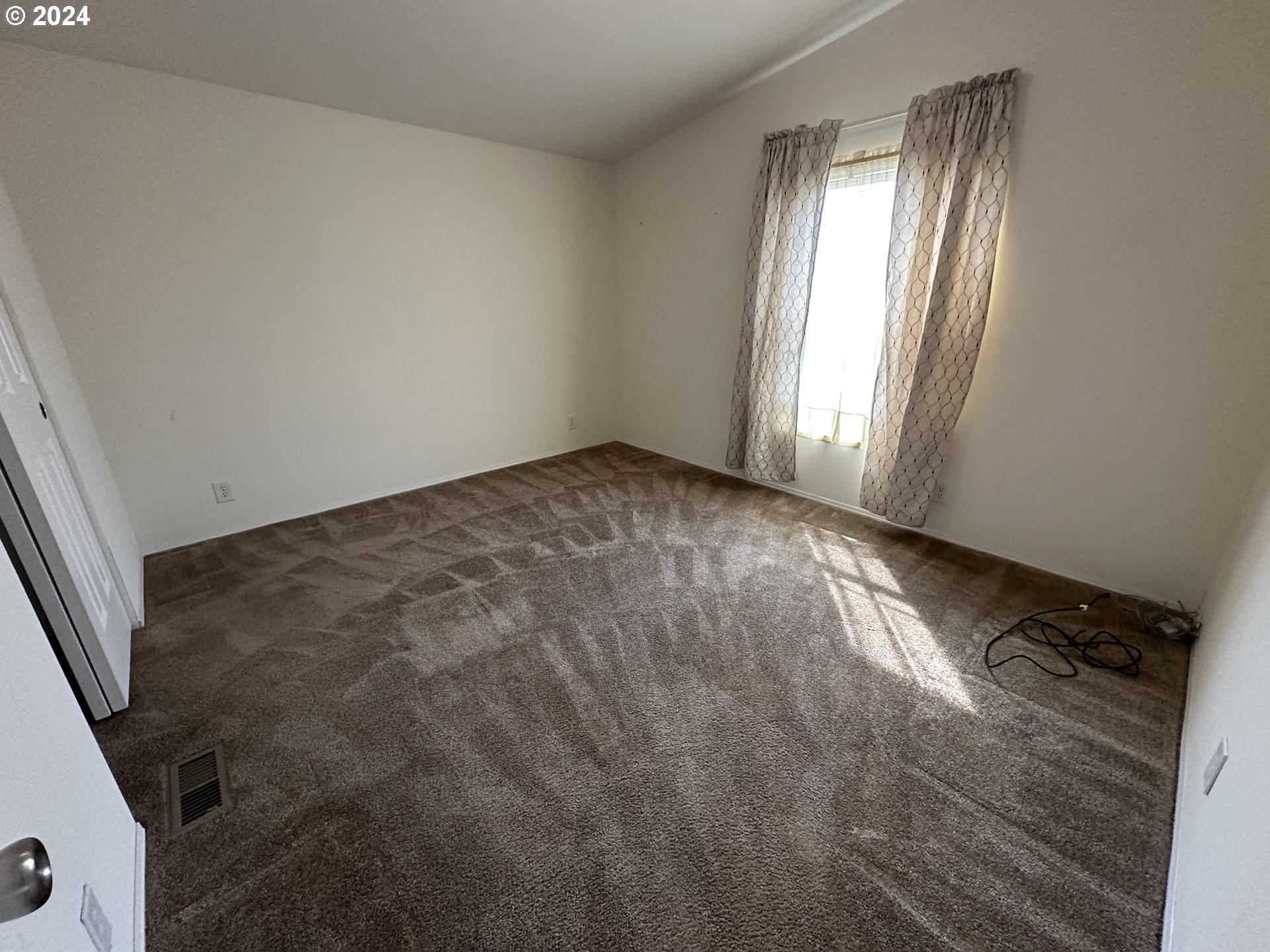 409 Shadow Ranch Lane Roseburg, OR 97470 - Photo 21 of 27 Gallery Image 21