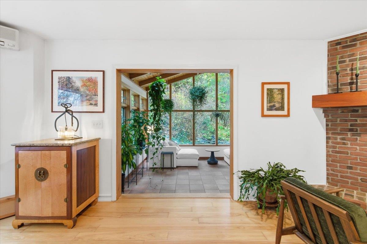 56 Temple Street Burlington, VT 05408 - Photo 13 of 59