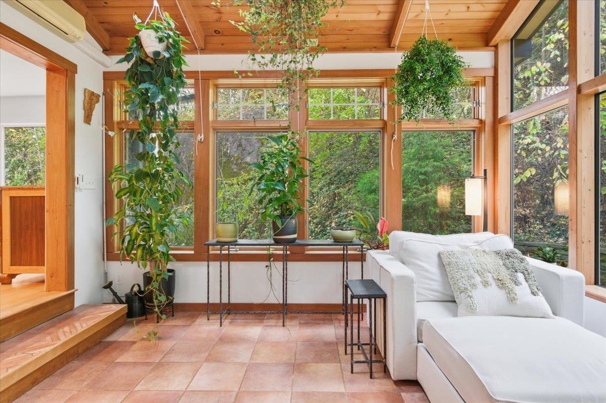 56 Temple Street Burlington, VT 05408 - Photo 17 of 59