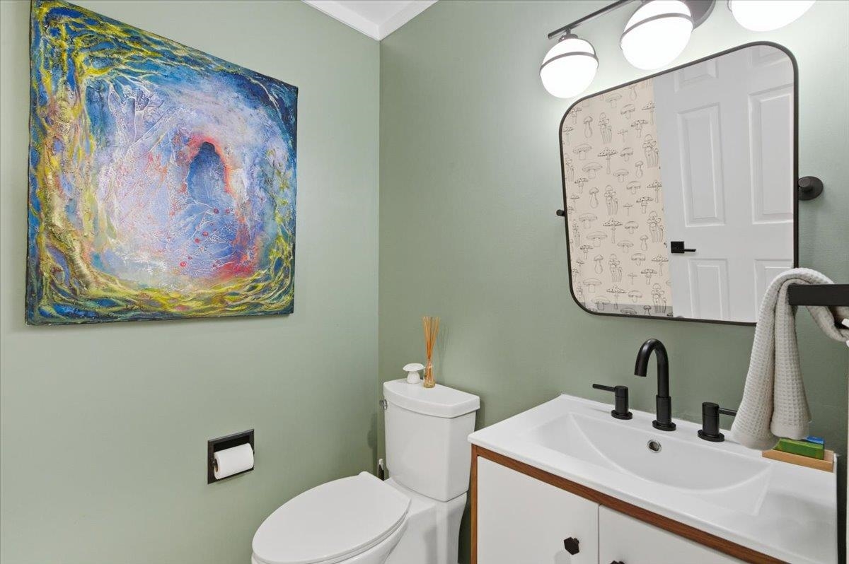 56 Temple Street Burlington, VT 05408 - Photo 27 of 59