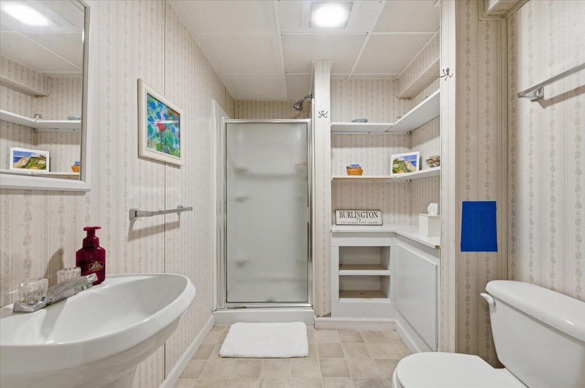 56 Temple Street Burlington, VT 05408 - Photo 39 of 59