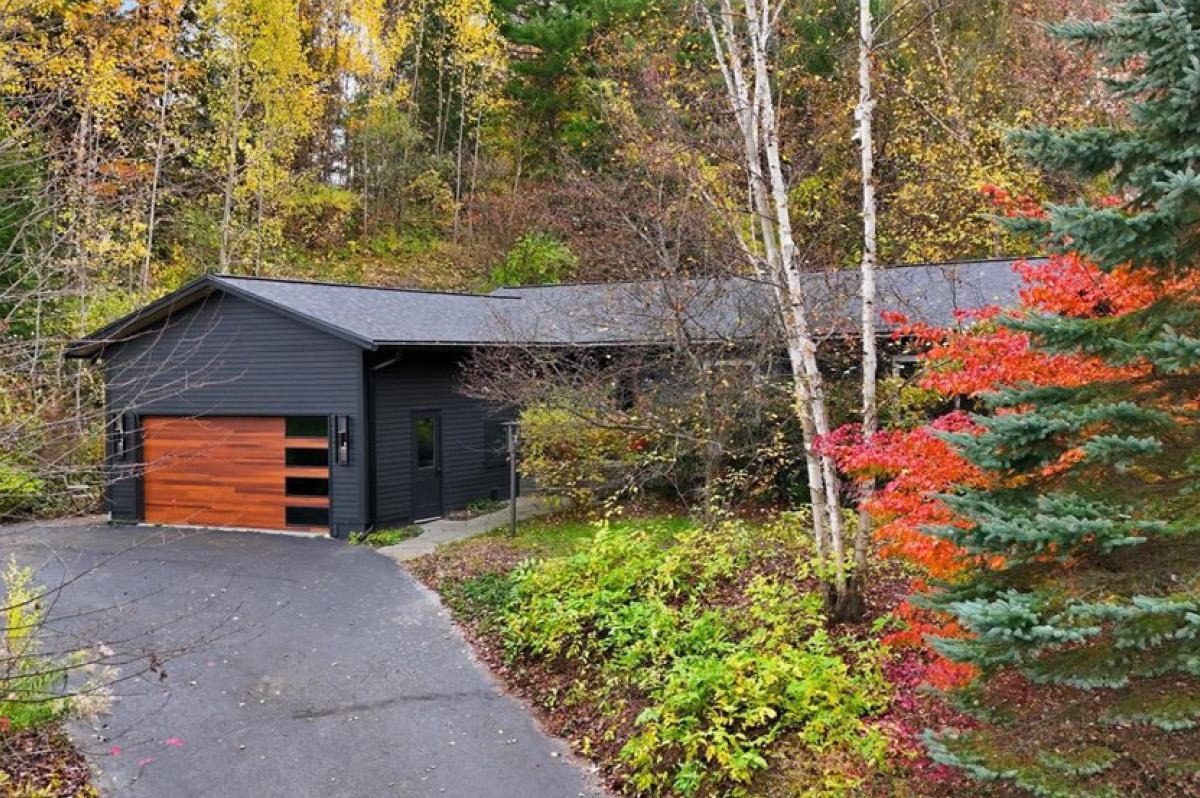 56 Temple Street Burlington, VT 05408 - Photo 55 of 59