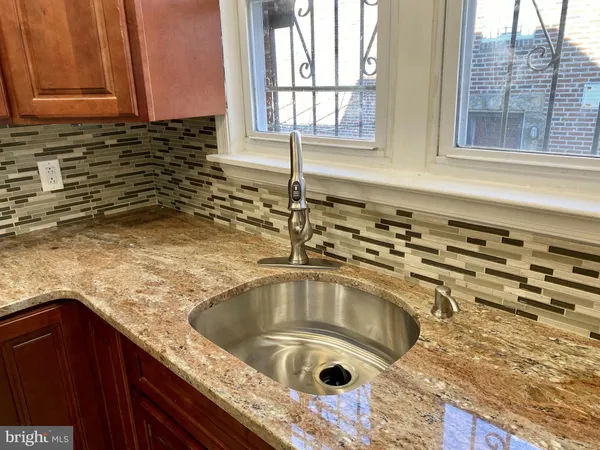 $1,300 | 1303 East Johnson Street, Unit 1, Philadelphia, PA 19119
