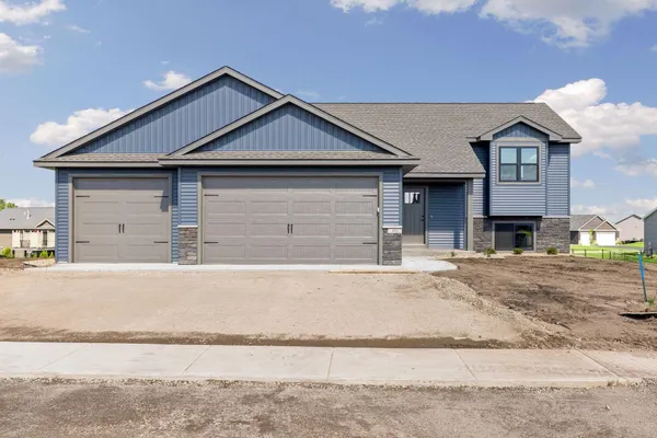 $414,900 | 453 Coyote Way, New Richmond, WI 54017