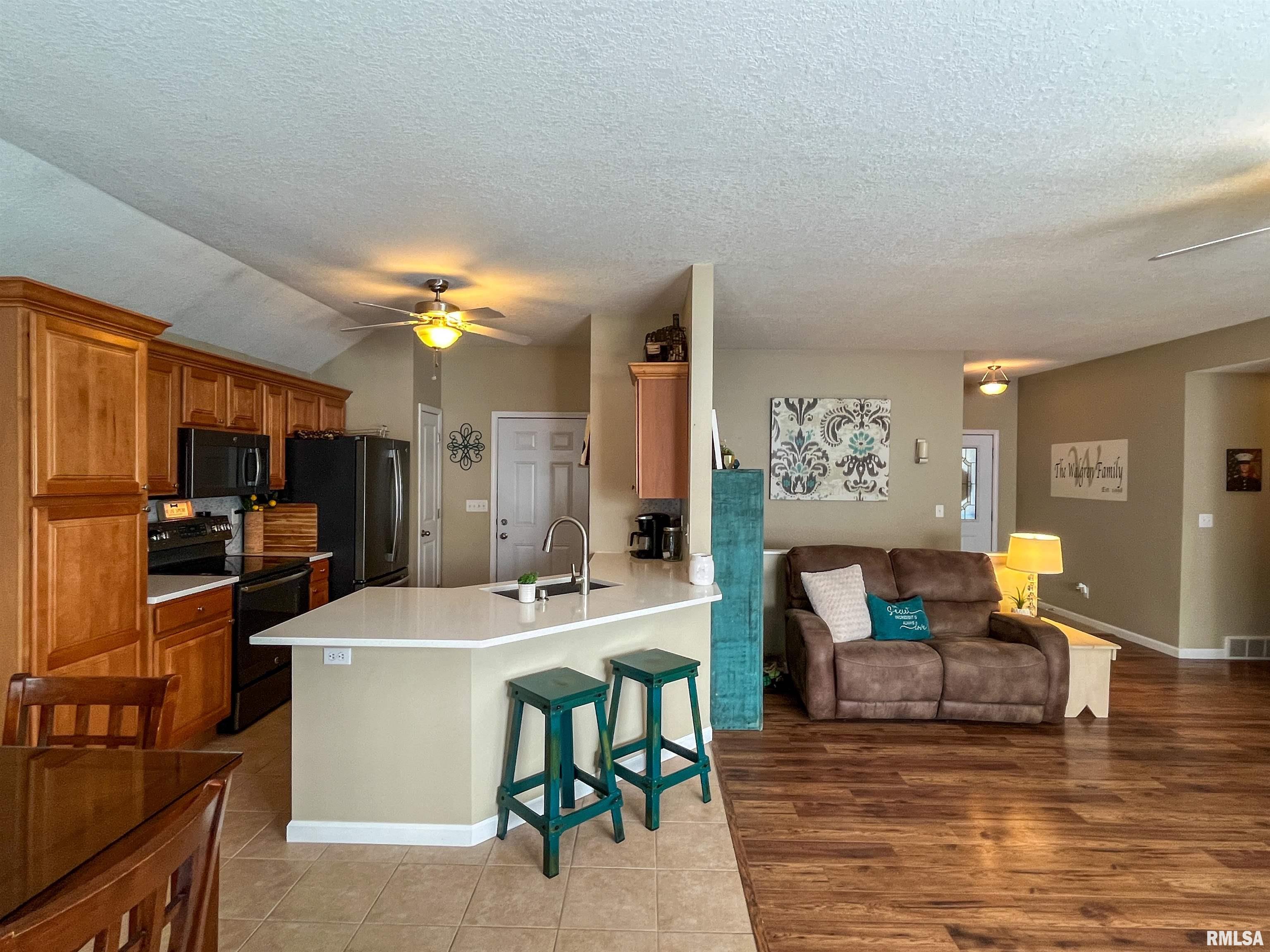 618 Brookfield Road Quincy, IL 62305 - Photo 17 of 41 Gallery Image 17