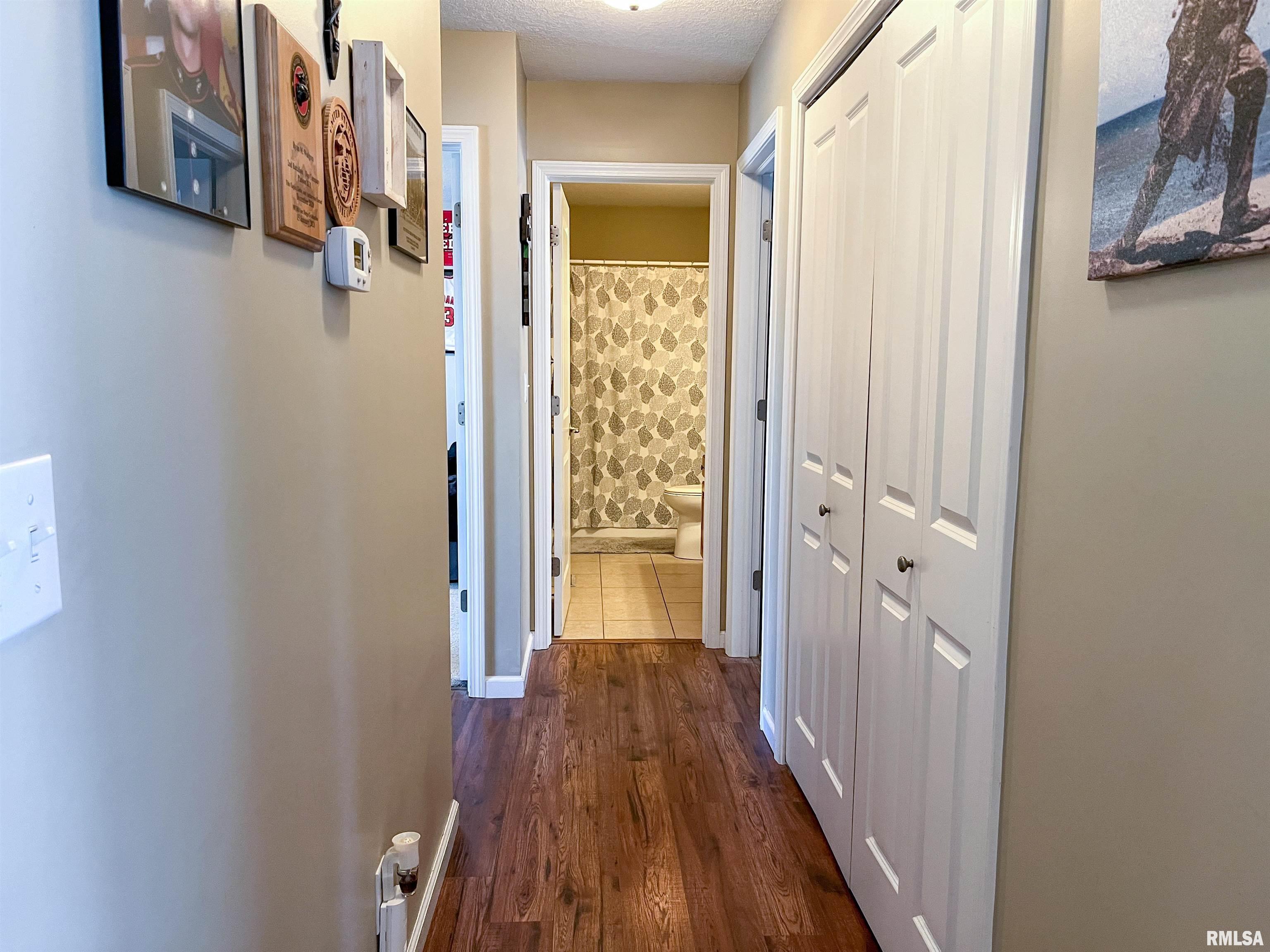 618 Brookfield Road Quincy, IL 62305 - Photo 20 of 41 Gallery Image 20
