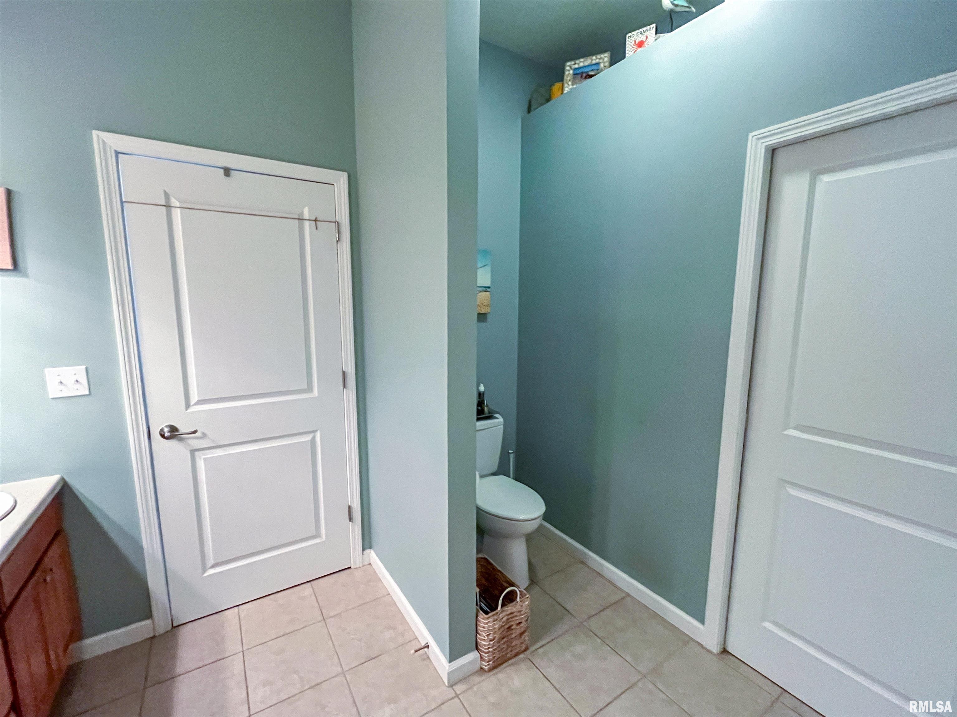 618 Brookfield Road Quincy, IL 62305 - Photo 24 of 41 Gallery Image 24
