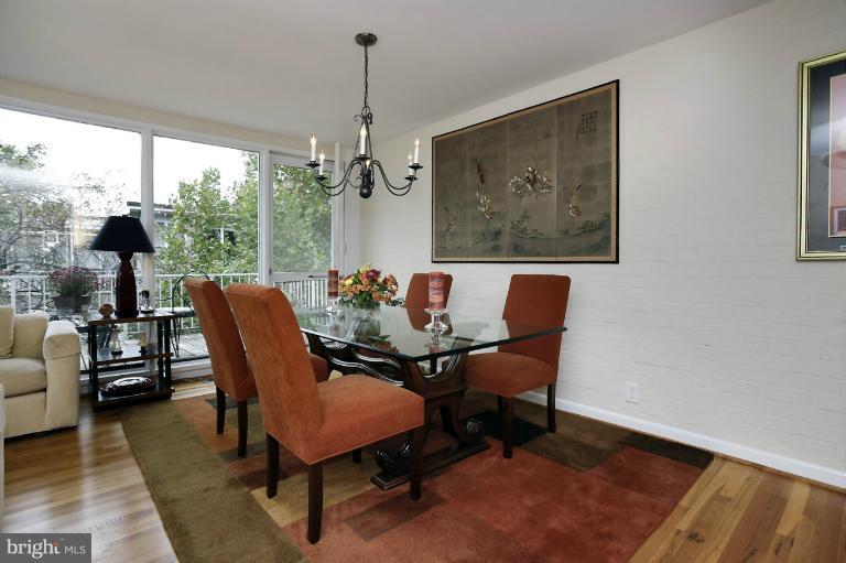 46 G Street Southwest, Unit 101 Washington, DC 20024 - Photo 4 of 15 Dining Room