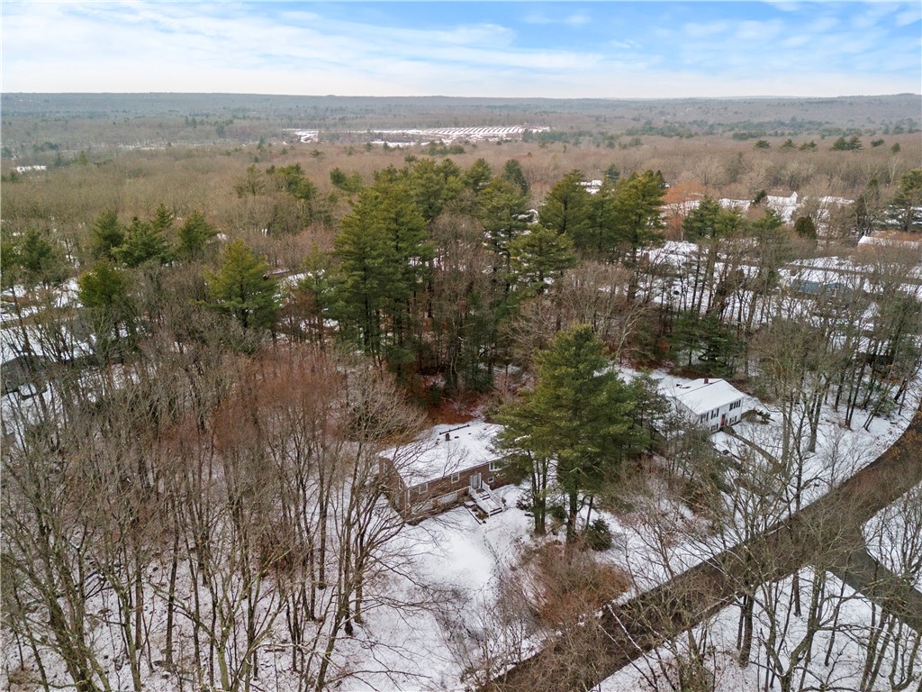 17 Ernest Drive Glocester, RI 02857 - Photo 3 of 40