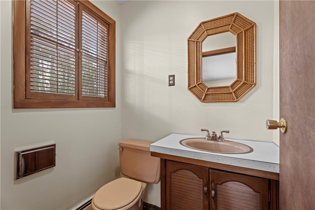 17 Ernest Drive Glocester, RI 02857 - Photo 32 of 40