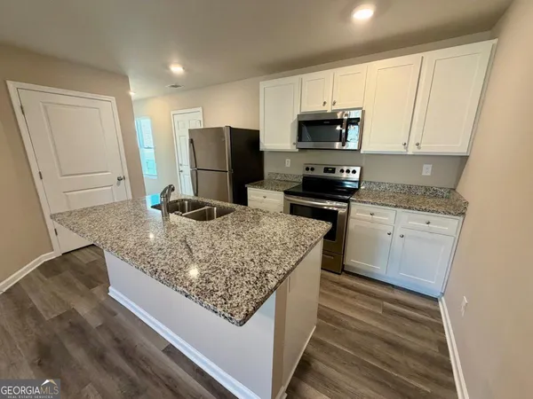 $1,745 | 126 Lexington Avenue, Griffin, GA 30223