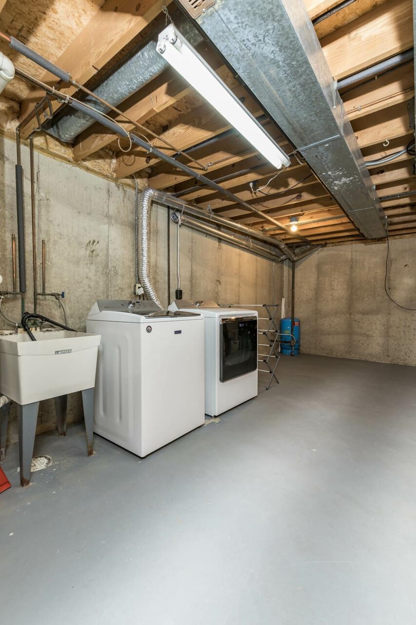 4126 Gloucester Road Roscoe, IL 61073 - Photo 24 of 28 a view of a storage & utility room