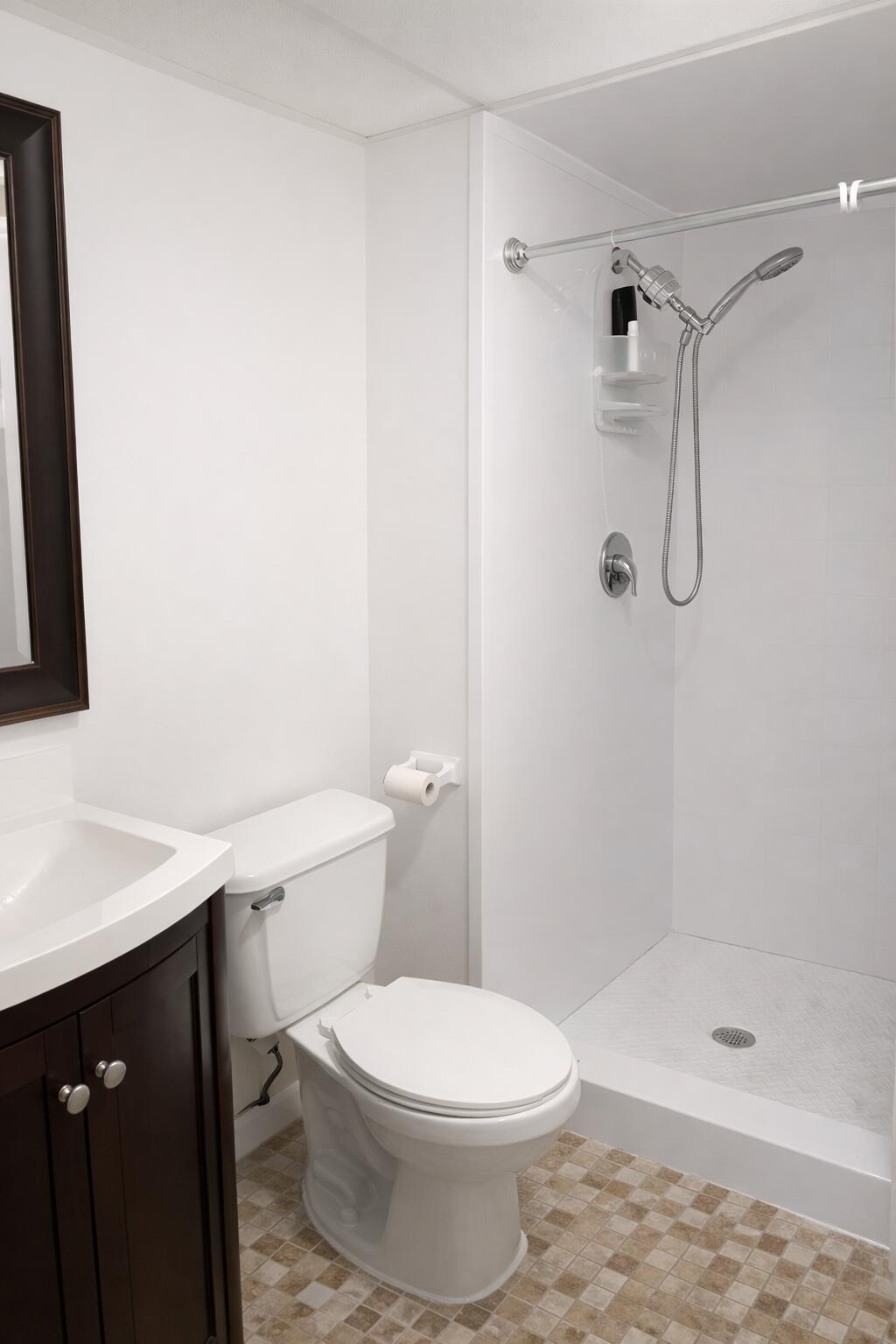 2800 Fiore Way, Unit 108 Delray Beach, FL 33445 - Photo 11 of 41 2E22EF8C-54B2-499C-9571-06998C1601BA