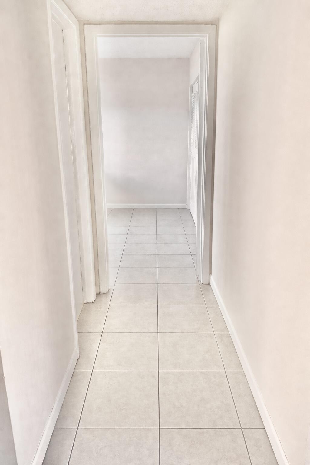 2800 Fiore Way, Unit 108 Delray Beach, FL 33445 - Photo 15 of 41 3C65923F-2A1E-42CC-A4D7-401AF4D5BE24