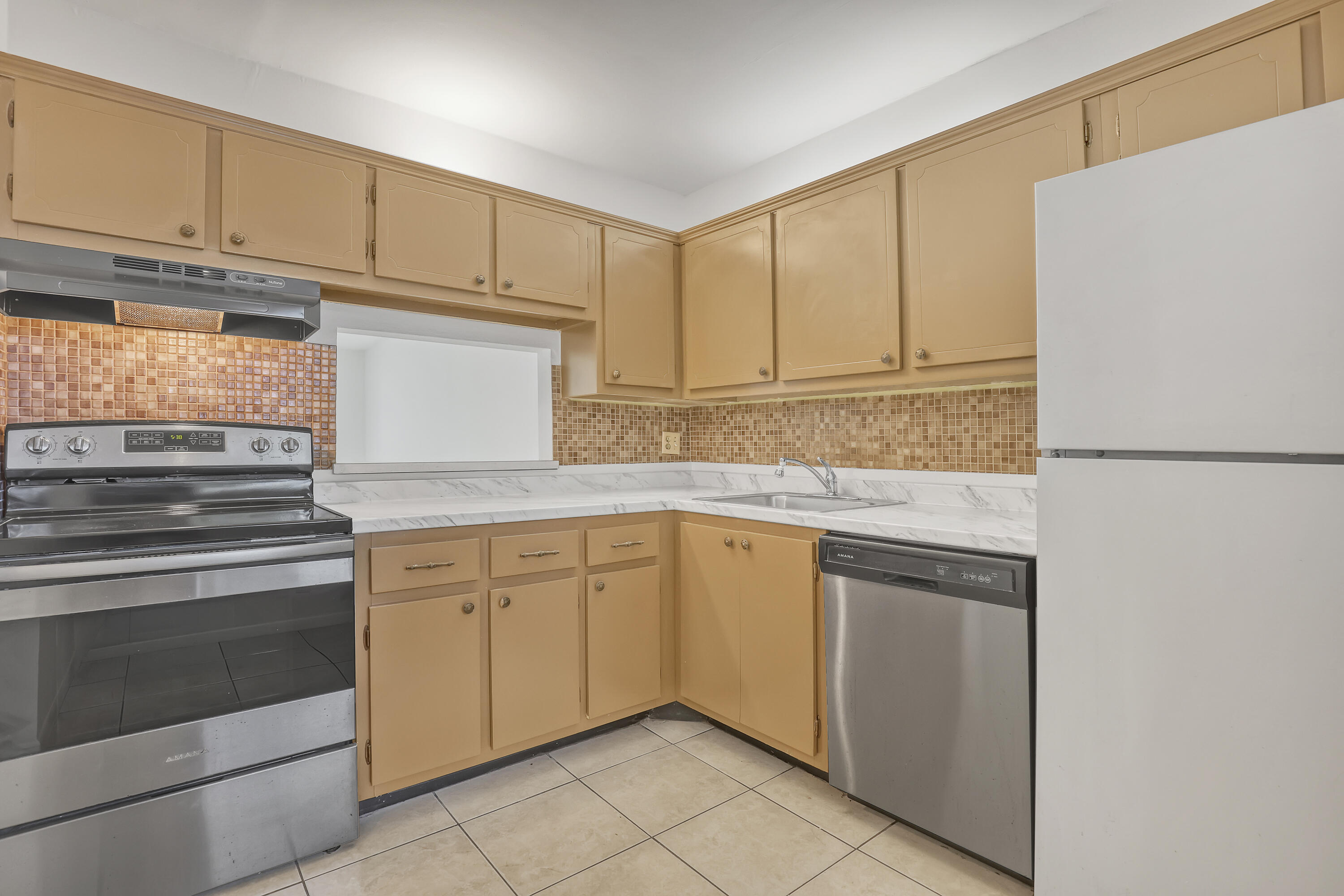 2800 Fiore Way, Unit 108 Delray Beach, FL 33445 - Photo 23 of 41 2800 Fiore Way #108 (11)