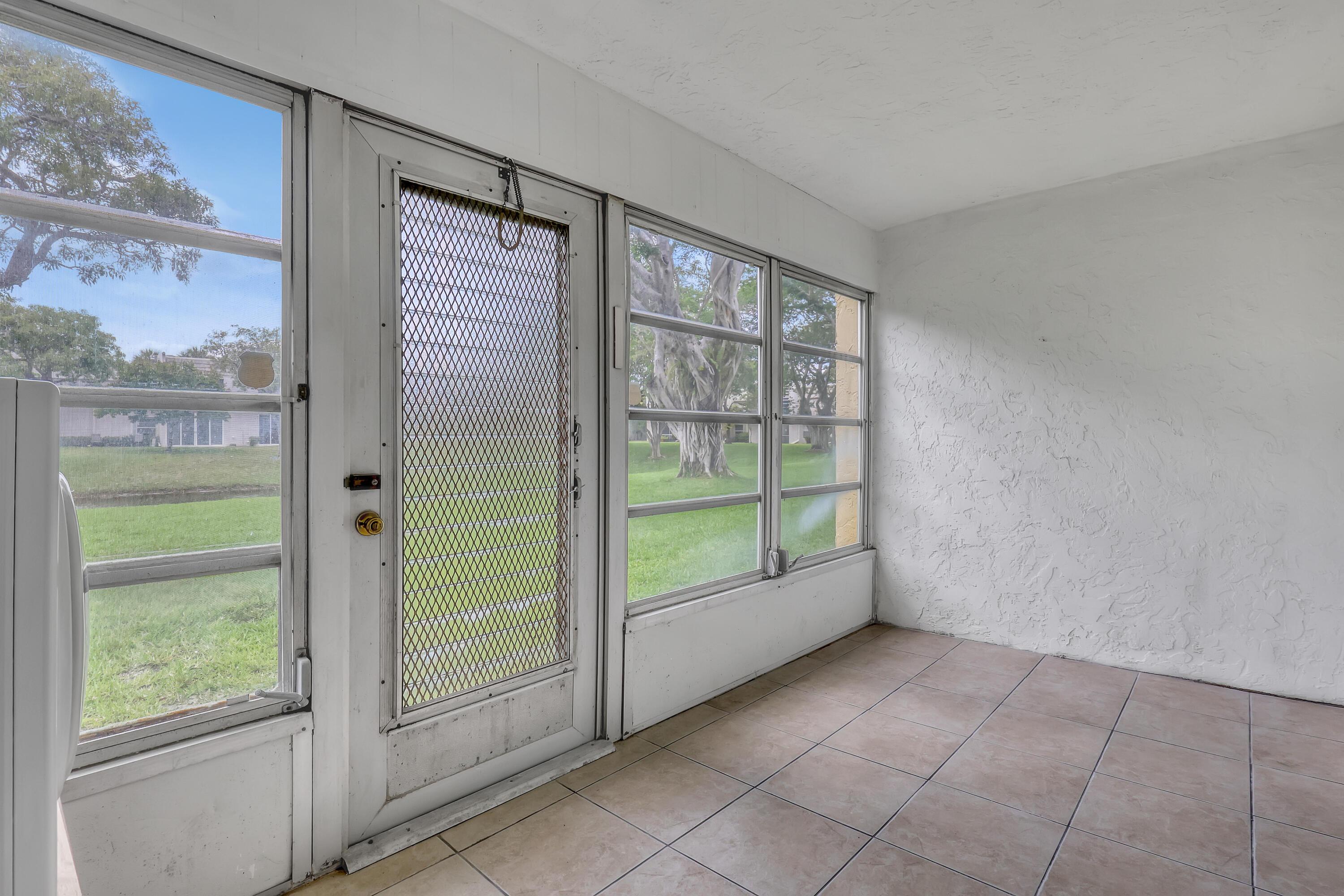 2800 Fiore Way, Unit 108 Delray Beach, FL 33445 - Photo 35 of 41 2800 Fiore Way #108 (24)