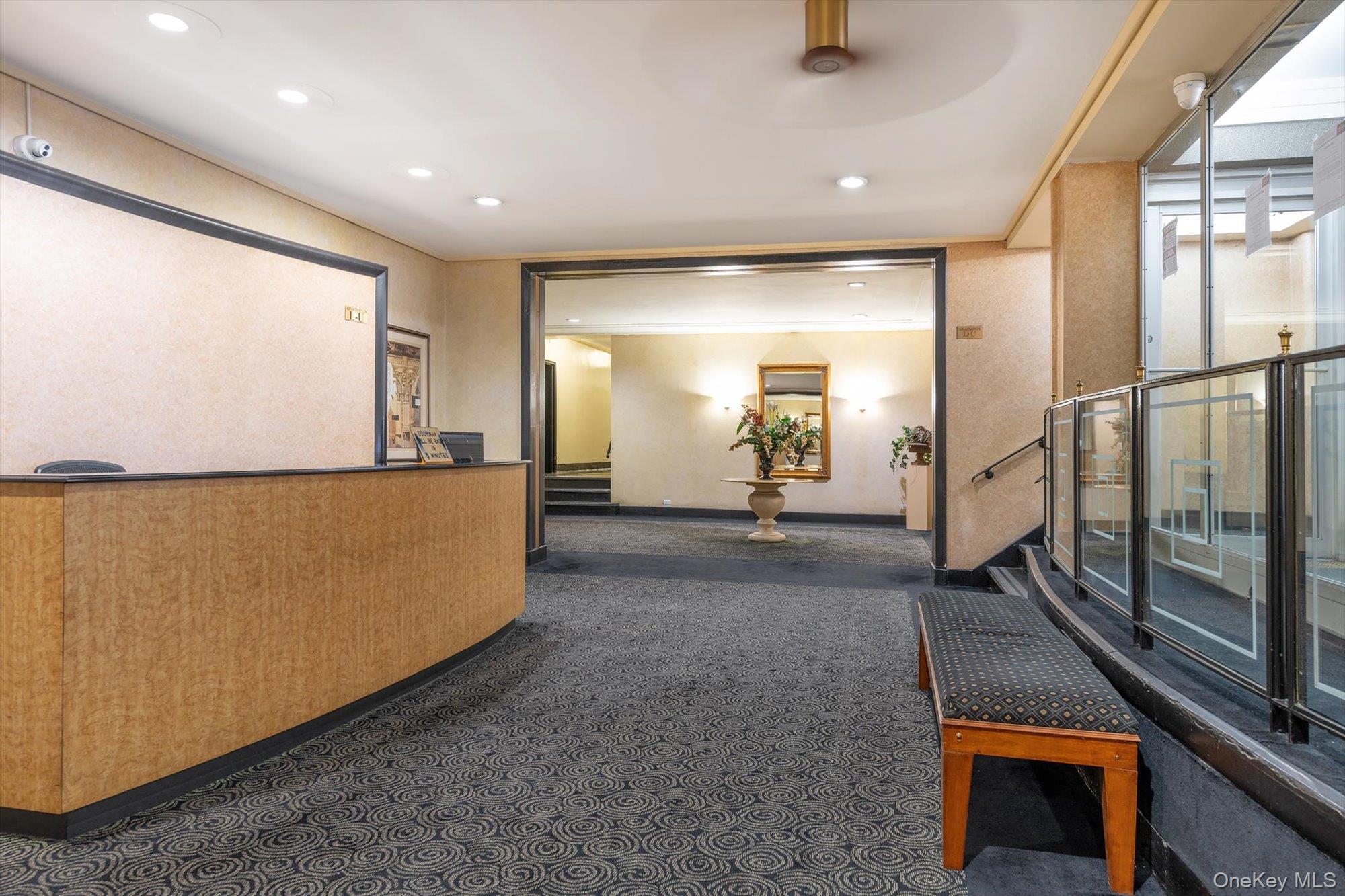 123-35 82nd Road, Unit 4H Queens, NY 11415 - Photo 13 of 15 Welcome area featuring recessed lighting and ornamental molding
