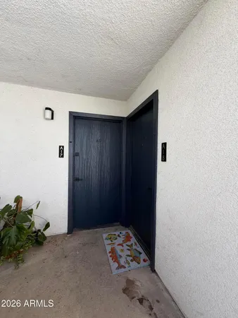 $1,695 | 302 East Monte Vista Road, Unit A17, Phoenix, AZ 85004
