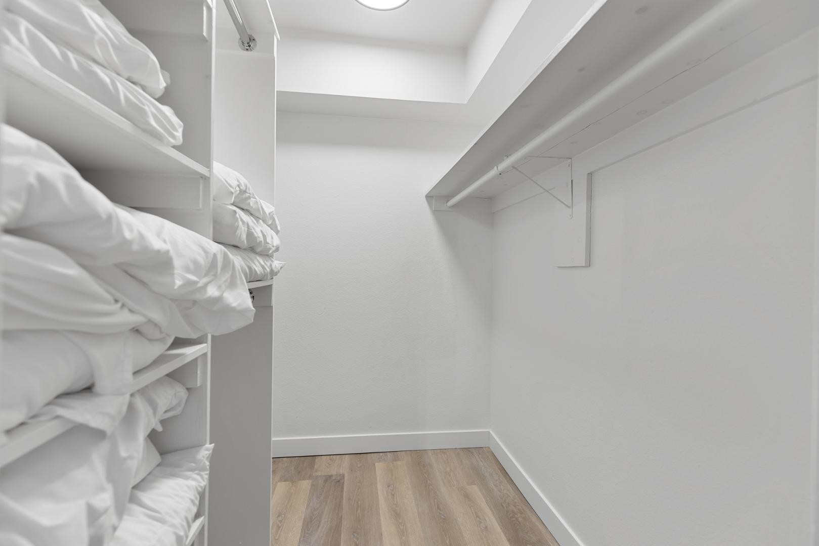 302 East Monte Vista Road, Unit A17 Phoenix, AZ 85004 - Photo 11 of 25 Photo #11