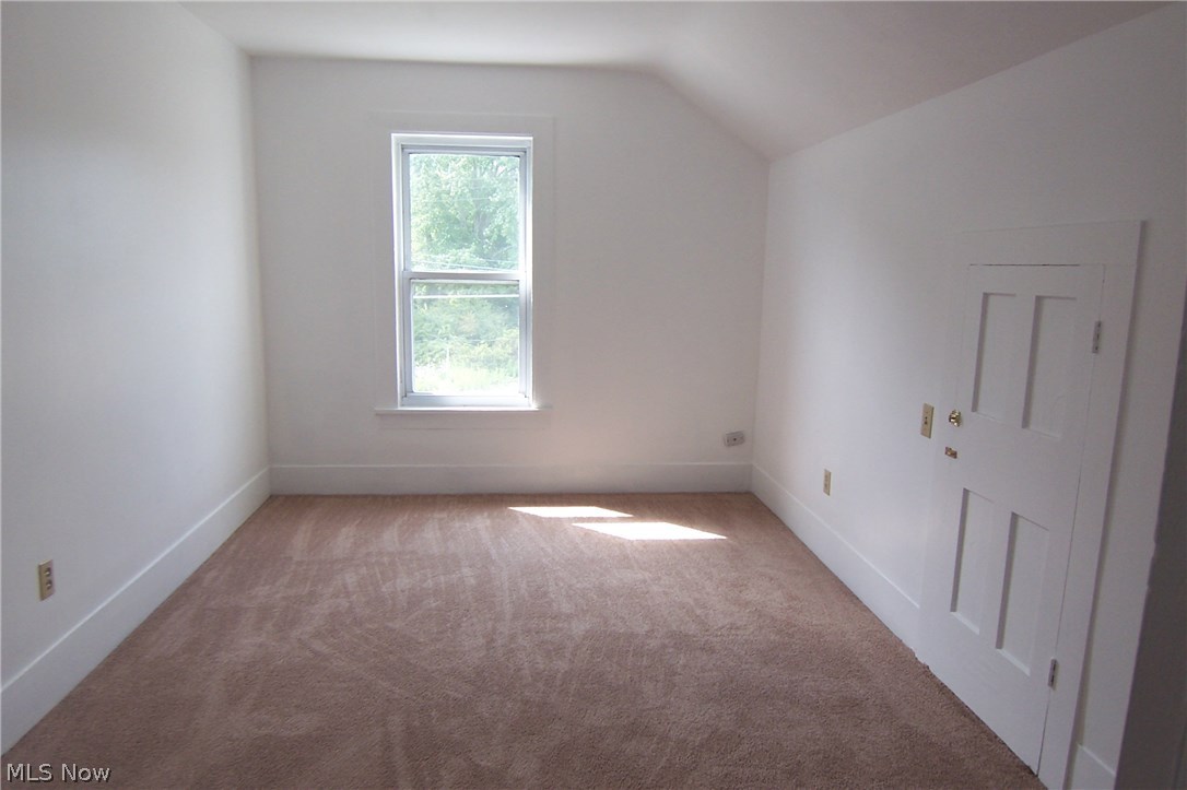 3553 East Waterloo Road Akron, OH 44312 - Photo 13 of 20