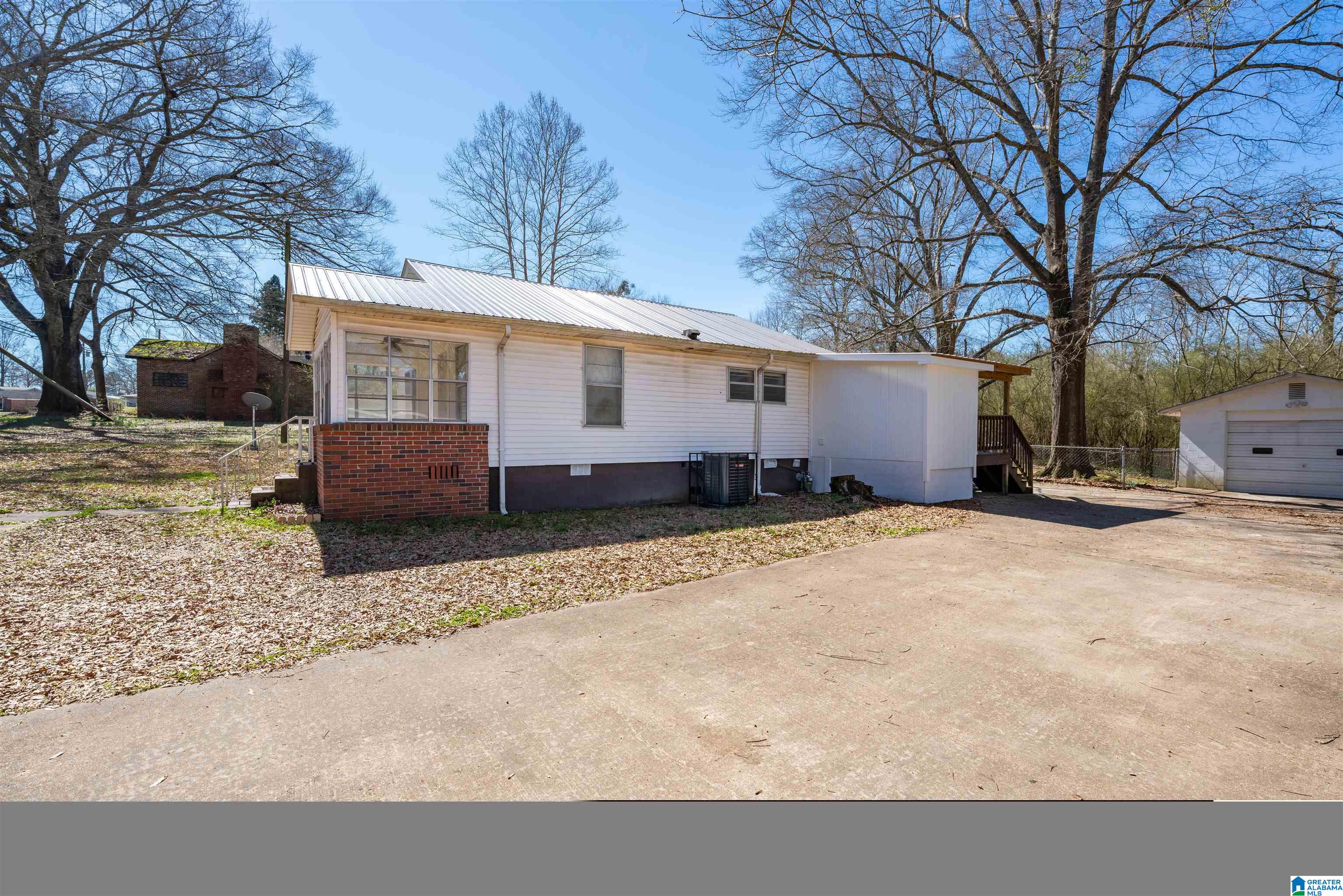 3060 Sharon Boulevard Quinton, AL 35130 - Photo 3 of 23