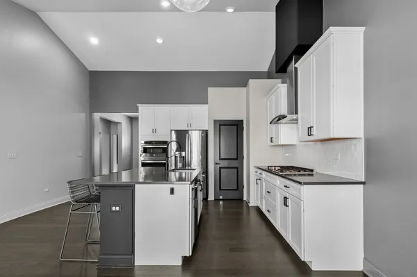 $430,000 | 7723 Morgana Drive, Joliet, IL 60431