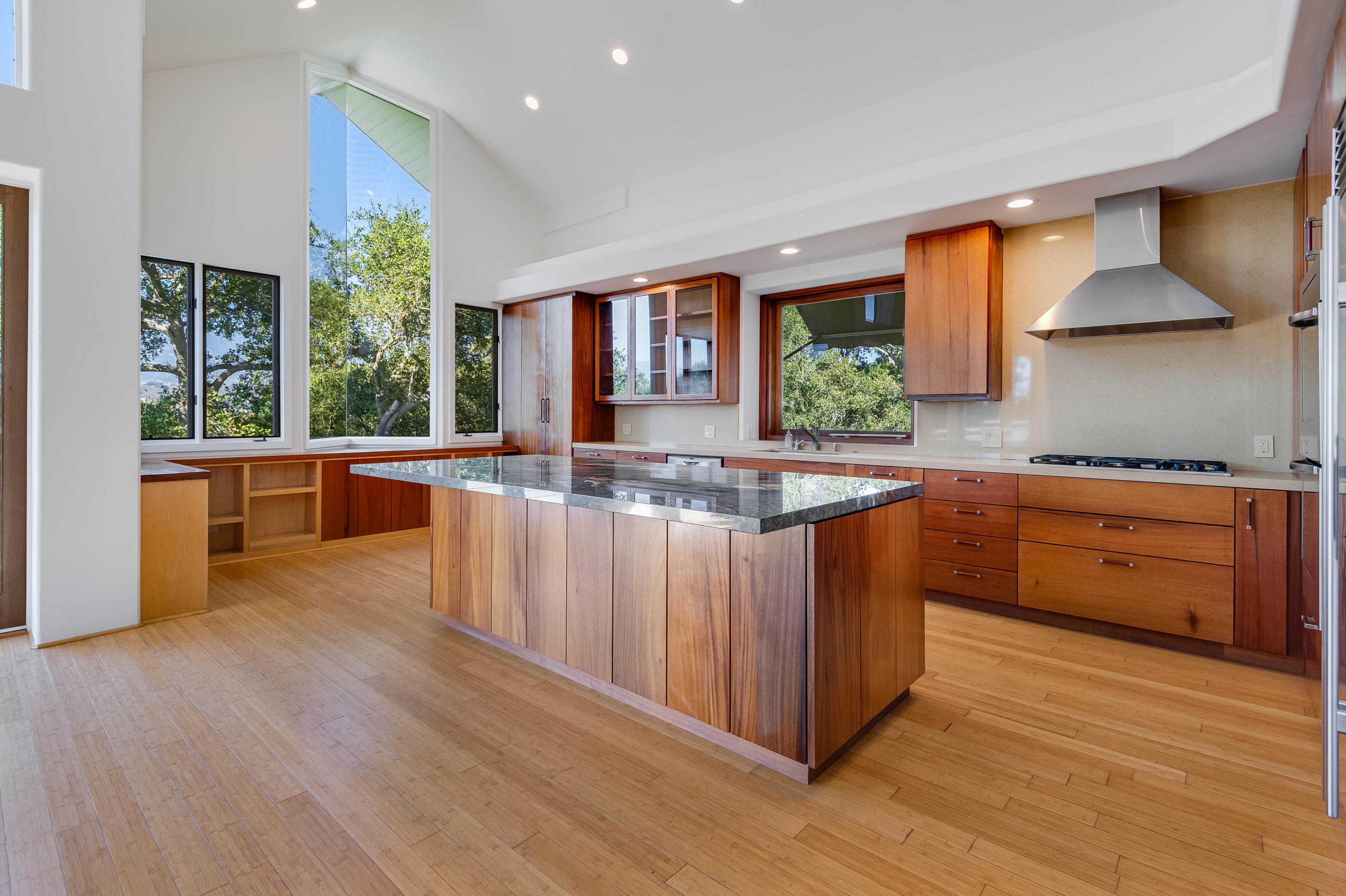 835 Puente Drive Santa Barbara, CA 93110 - Photo 16 of 40 kitchen 4