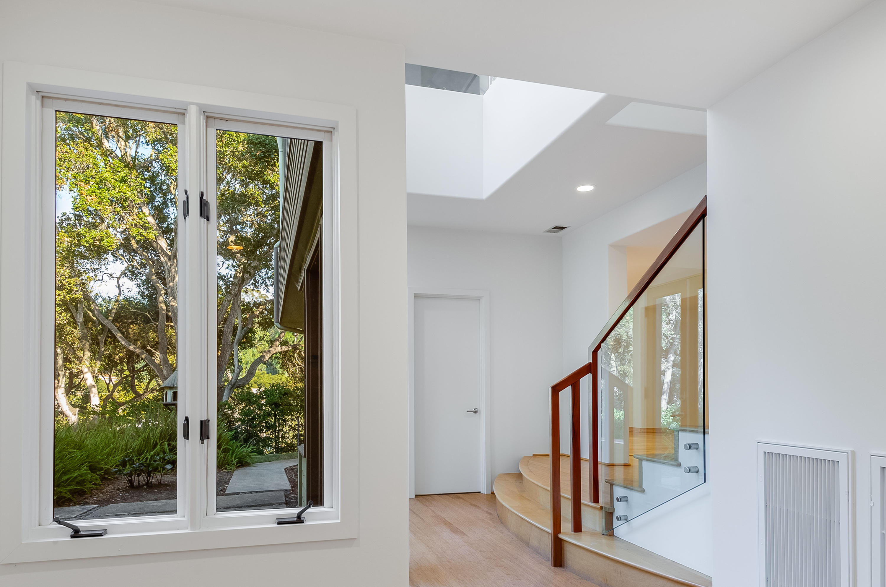 835 Puente Drive Santa Barbara, CA 93110 - Photo 30 of 40 stairs 1