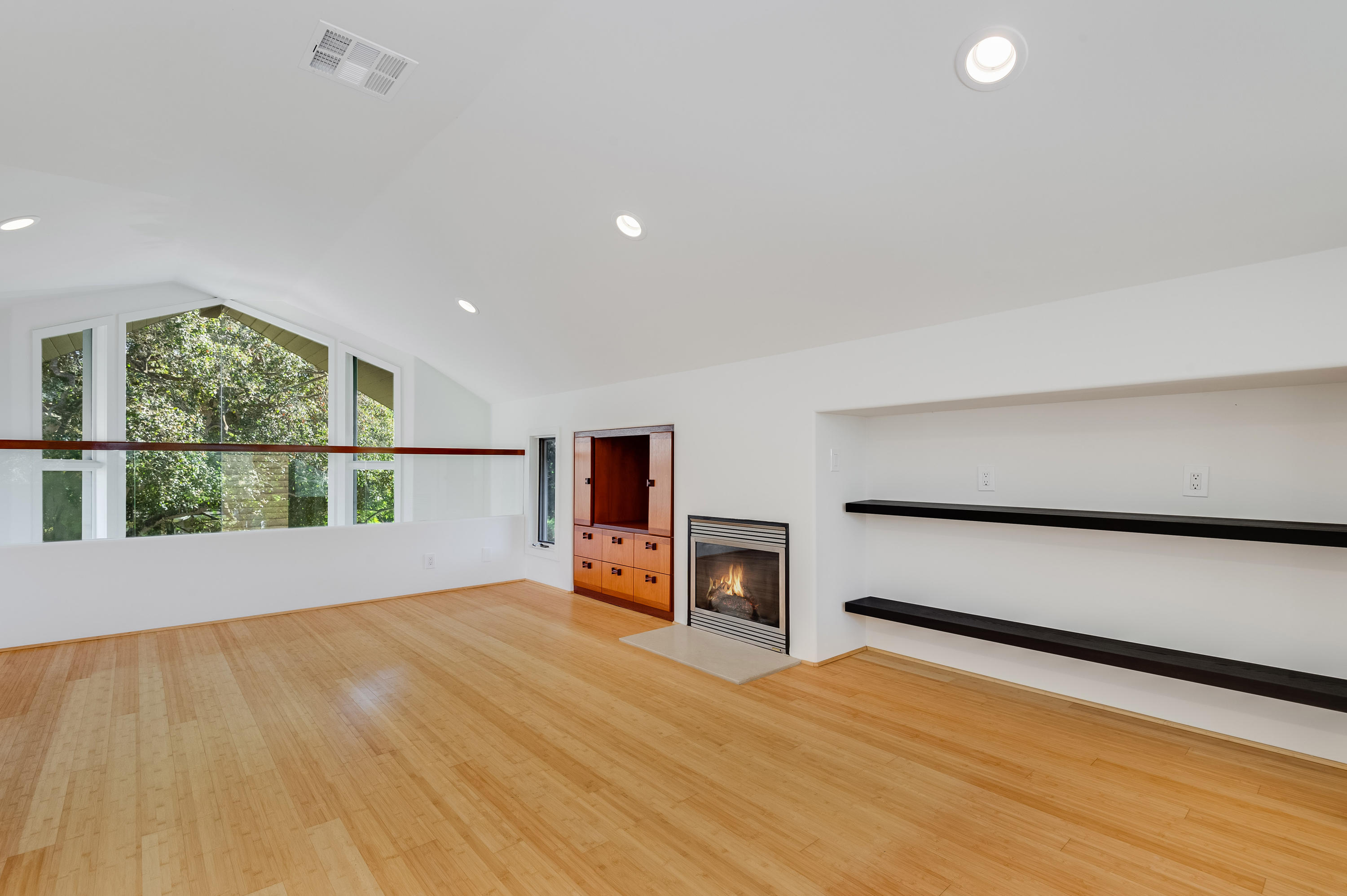 835 Puente Drive Santa Barbara, CA 93110 - Photo 9 of 40 loft 2