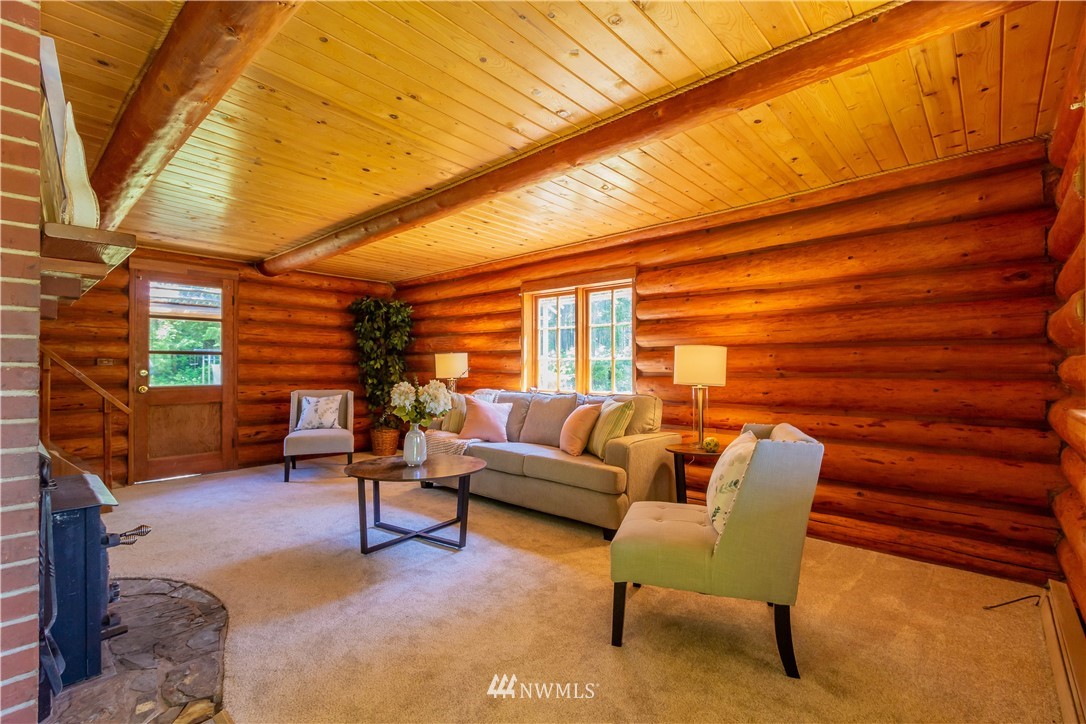 6589 Southeast Mullenix Road Port Orchard, WA 98367 - Photo 8 of 32 Gallery Image 8