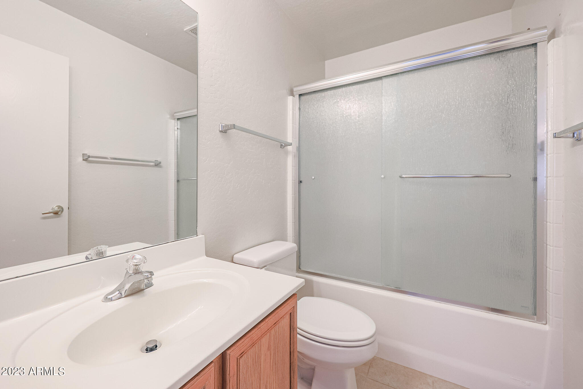 15642 North 29th Way Phoenix, AZ 85032 - Photo 11 of 20 Primary Bathroom