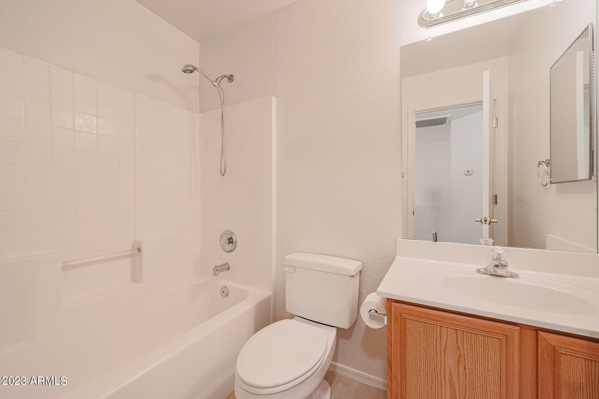 15642 North 29th Way Phoenix, AZ 85032 - Photo 14 of 20 Bathroom #2