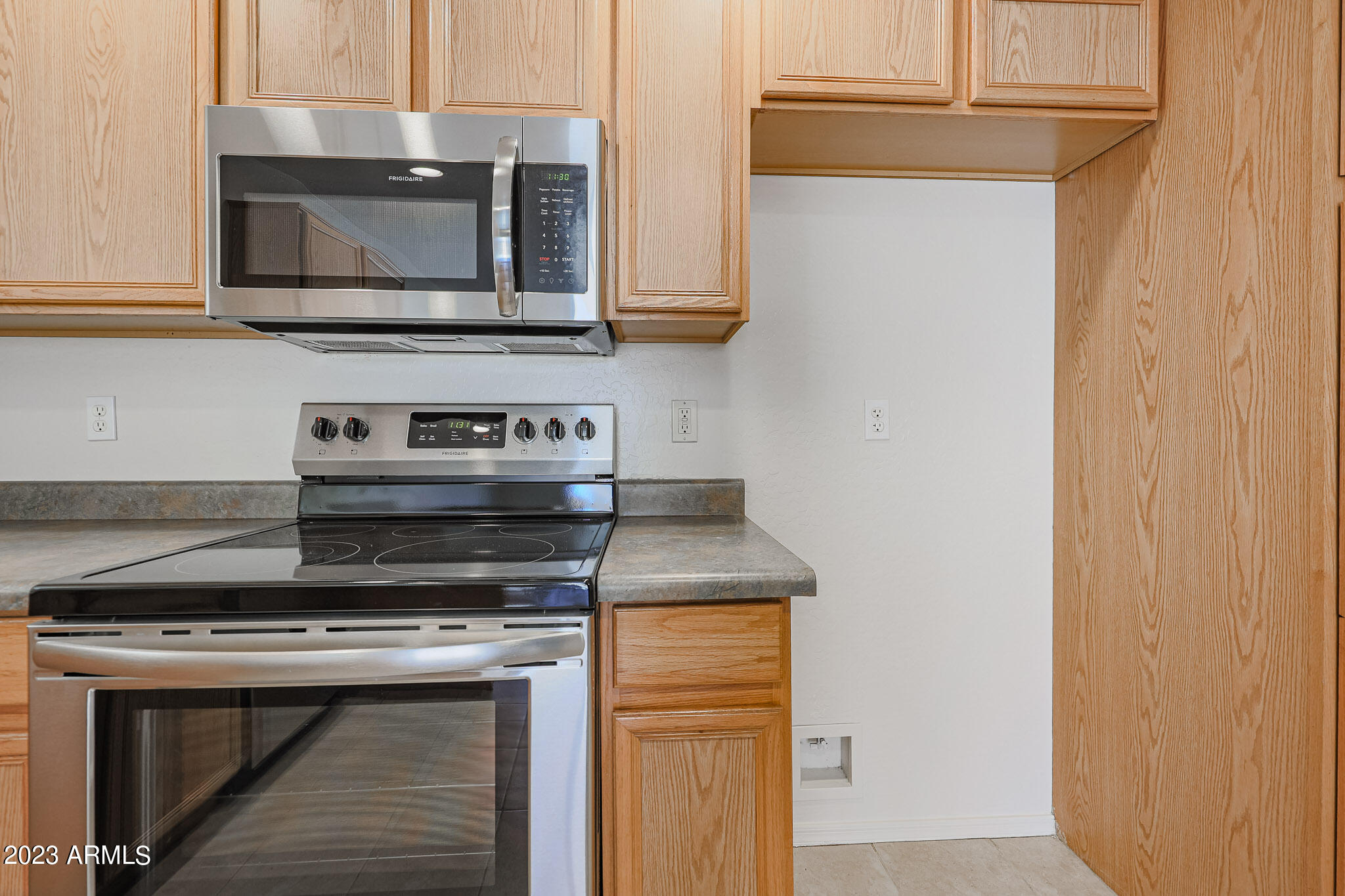 15642 North 29th Way Phoenix, AZ 85032 - Photo 8 of 20 Kitchen